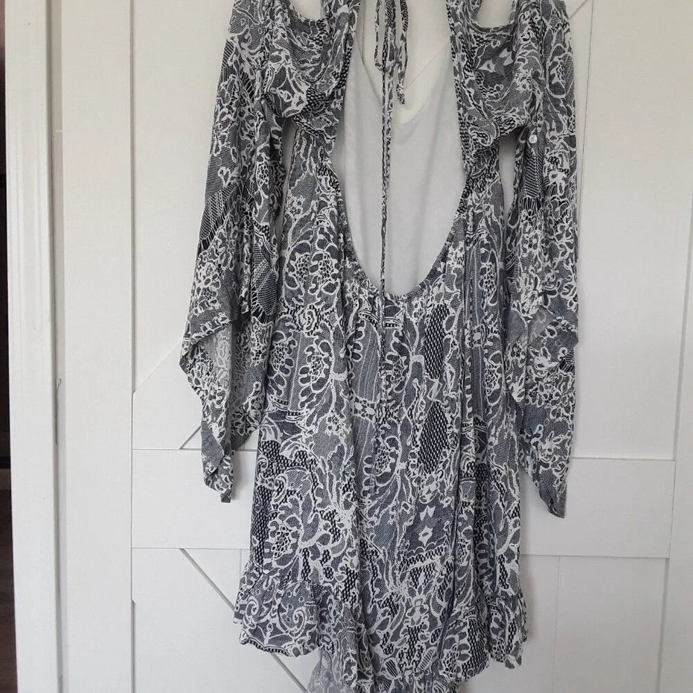 LARGE DRESS - Picture 3 of 4